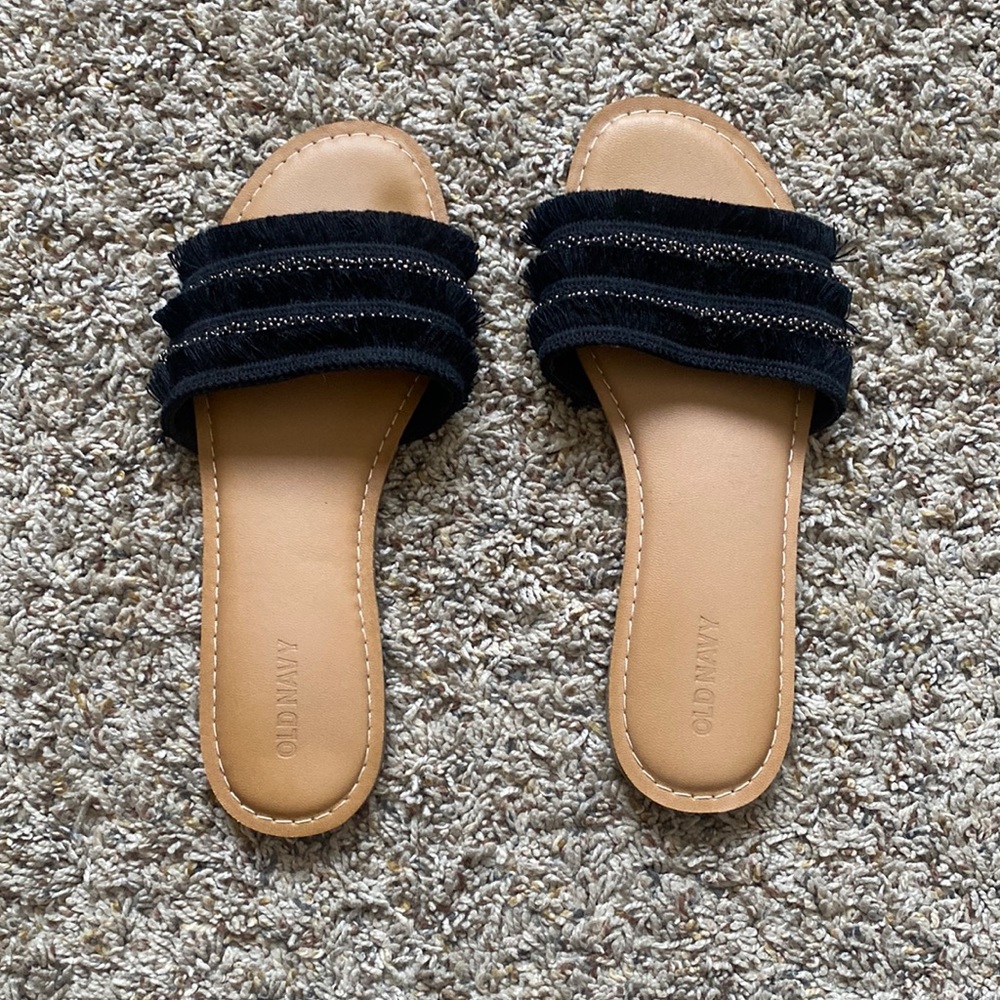 Black Boho Sandals from Old Navy. Size 6.